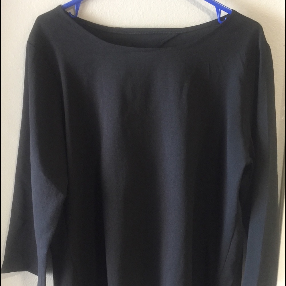 Silky black blouse NEW
